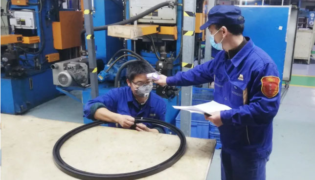 不負(fù)信賴，國機(jī)密封全面打響“防疫+生產(chǎn)”雙作戰(zhàn)！